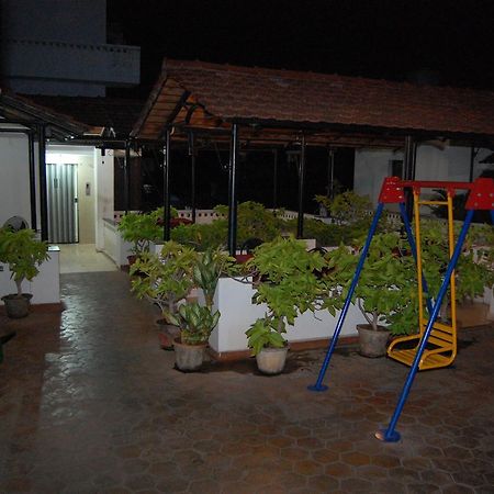 Parvathi Residency Hotel นาเกอร์โคอิล ภายนอก รูปภาพ